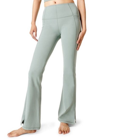 Sweaty Betty flare yoga super soft leggings
